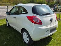 Gebraucht Ford Ka Trend 69 PS (50 kW) 2012 Weiß Kleinwagen