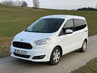Gebraucht Ford Tourneo Courier Trend 101 PS (74 kW) 2016 Weiß Van / Kleinbus