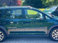 Gebraucht VW Touran Cross 150 PS (110 kW) 2014 Grün Van / Kleinbus