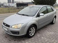 Gebraucht Ford Focus Ghia 116 PS (85 kW) 2005 Silber Limousine