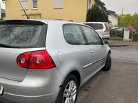 Second-hand VW Golf 105 CP (77 kW) 2007 Argintiu Coupe