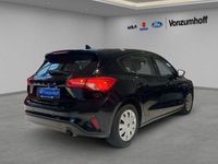 Gebraucht Ford Focus Trend 86 PS (63 kW) 2018 Shadow black (mica) Limousine