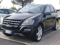 Gebraucht Mercedes ML350 Edition 231 PS (169 kW) 2011 Schwarz SUV