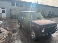 Gebraucht Lada niva 81 PS (59 kW) 2008 Grün SUV