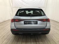 Usata Mercedes E300 197 CV (144 kW) 2024 Argento Station wagon