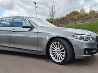 Gebraucht BMW 530 258 PS (189 kW) 2016 Silber Kombi