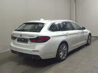 Gebraucht BMW 530e Sport Line 292 PS (214 kW) 2023 Hvid Kombi