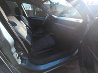 Gebraucht Opel Astra Njoy 105 PS (77 kW) 2004 Silber Kombi
