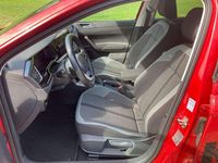 Gebraucht VW Polo Style 95 PS (69 kW) 2023 Kings red metallic Limousine