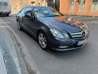 Gebraucht Mercedes E220 170 PS (125 kW) 2011 Grau Coupé