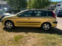 Gebraucht Peugeot 206 109 PS (80 kW) 2003 Gold Kombi