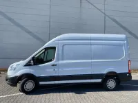 Gebraucht Ford Transit 131 PS (96 kW) 2018 Weiß Van / Kleinbus