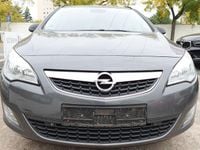 Usata Opel Astra Design Edition 140 CV (102 kW) 2011 Grigio Station wagon