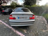 Gebraucht BMW 318 143 PS (105 kW) 2002 Silber Limousine