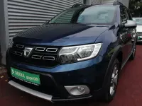 Gebraucht Dacia Sandero Stepway 90 PS (66 kW) 2017 Blau cosmos (metallic) SUV