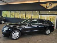 Gebraucht Mercedes E200 200 PS (147 kW) 2007 Obsidianschwarz  metalliclack (metallic) Kombi