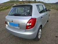 Gebraucht Skoda Fabia 70 PS (51 kW) 2014 Silber Kleinwagen