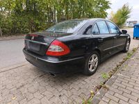 Gebraucht Mercedes E280 190 PS (139 kW) 2008 Schwarz Limousine