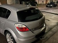 Gebraucht Opel Astra 105 PS (77 kW) 2005 Grau Limousine