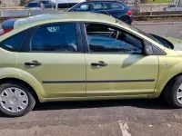Brugt Ford Focus 101 HK (74 kW) 2006 Gul Sedan