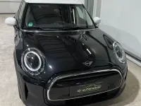 Używany Mini Cooper Classic 136 KM (100 kW) 2023 Czarny Hatchback