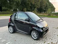 Używany Smart ForTwo Cabrio 71 KM (52 kW) 2014 Czarny Kabriolet