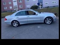 Gebraucht Mercedes E300 Avantgarde 211 PS (155 kW) 2009 Silber Limousine