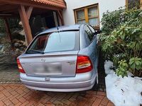 Gebraucht Opel Astra 90 PS (66 kW) 2000 Silber Limousine