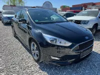 Gebraucht Ford Focus Titanium 125 PS (91 kW) 2015 Schwarz Limousine