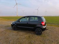 Gebraucht VW Fox 54 PS (39 kW) 2007 Schwarz Kleinwagen