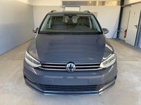 Neu VW Touran Comfortline 150 PS (110 kW) 2025 [b0b0] delfingrau metallic [b0b0] delfingrau metallic Van / Kleinbus