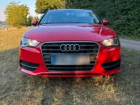 Gebraucht Audi A3 105 PS (77 kW) 2013 Rot Kleinwagen