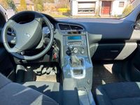 Gebraucht Peugeot 5008 114 PS (83 kW) 2014 Grau Van / Kleinbus