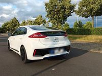 Gebraucht Hyundai Ioniq Premium 141 PS (103 kW) 2016 Weiß Kleinwagen