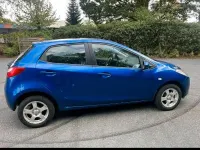 Gebraucht Mazda 2 75 PS (55 kW) 2008 Blau Kleinwagen