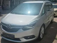 Gebraucht Opel Zafira 170 PS (125 kW) 2017 Silber Van / Kleinbus