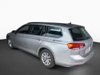 Gebraucht VW Passat Business 150 PS (110 kW) 2023 Silber Kombi
