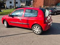 Gebraucht Renault Clio II 58 PS (42 kW) 2009 Rot Limousine