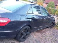 Gebraucht Mercedes E250 2011 Blau Limousine