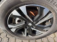 Gebraucht Peugeot e-2008 Allure 100 kW (136 PS) 2021 Orange fusion SUV