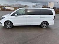 Gebraucht Mercedes V220 Avantgarde 163 PS (119 kW) 2025 Weiß Van / Kleinbus