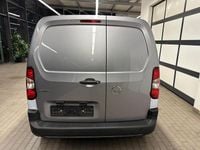 Gebraucht Opel Combo Edition 131 PS (96 kW) 2023 Grau Van / Kleinbus