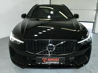 Gebraucht Volvo XC60 Plus 197 PS (144 kW) 2024 Onyx black metallic (schwarz) SUV