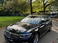 Gebraucht VW Passat Highline 150 PS (110 kW) 2015 Schwarz Kombi