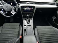 Gebraucht VW Passat GTE 156 PS (114 kW) 2022 Pyritsilber metallic Kombi