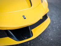 Gebraucht Ferrari SF90 999 PS (734 kW) 2024 Gelb Cabrio