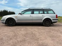 Gebraucht VW Passat 125 PS (91 kW) 1998 Silber Kombi
