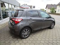 gebraucht Toyota Yaris Hybrid 1.5 VVT-i Y20 Team Deutschland