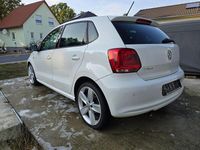 Gebraucht VW Polo Life 90 PS (66 kW) 2013 Weiß Kleinwagen