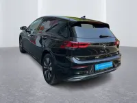 Gebraucht VW Golf VIII Move 110 PS (80 kW) 2024 Grenadillschwarz metallic Limousine